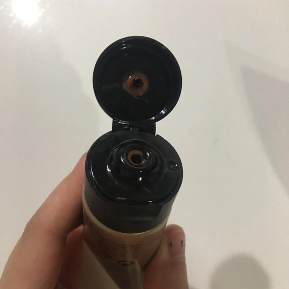 St. Tropez body gloss - Picture 2 of 3